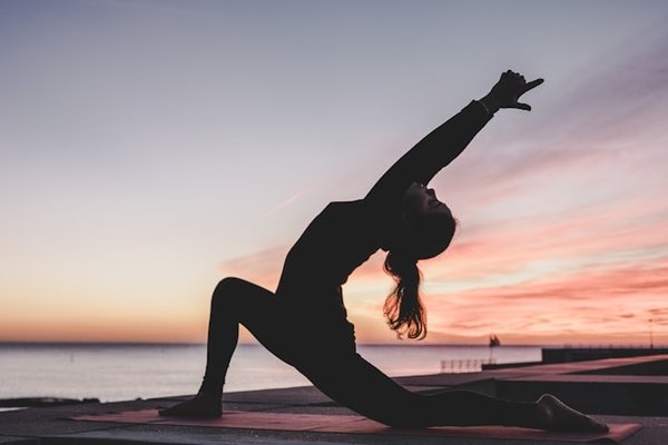 Pain relief programme – outdoor stretching